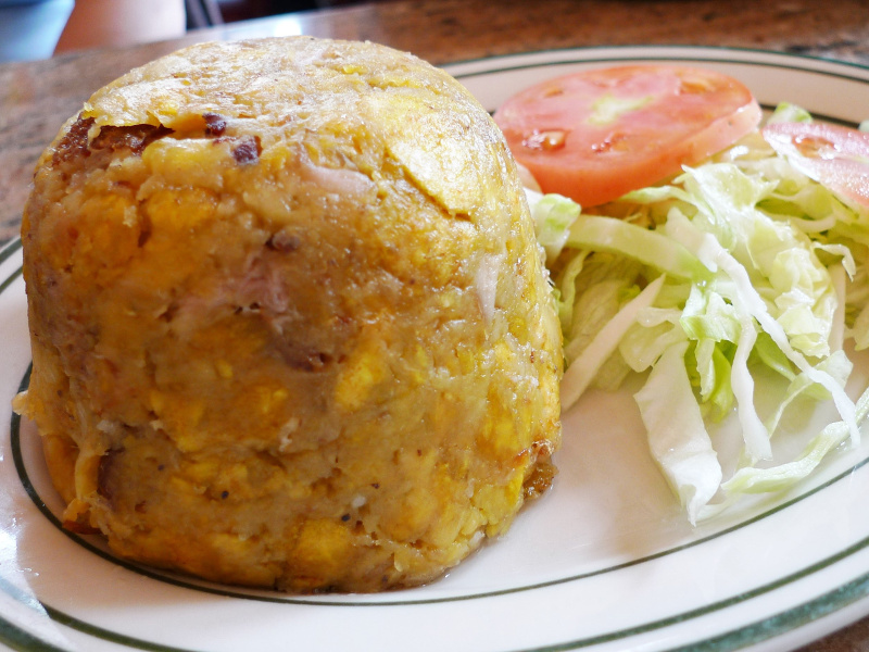 vegetables-mofongo-con-chicharron-flickr-arndog-Arnold-Gatilao-3923226702-4x3